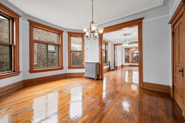 $3,000 | 2120 West Concord Place, Unit 3, Chicago, IL 60647