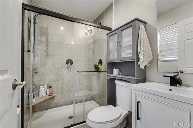 $300,000 | 1321 Green Mist Drive, Fenton, MO 63026