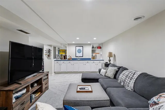 $300,000 | 1321 Green Mist Drive, Fenton, MO 63026