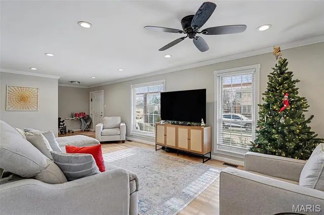 $300,000 | 1321 Green Mist Drive, Fenton, MO 63026