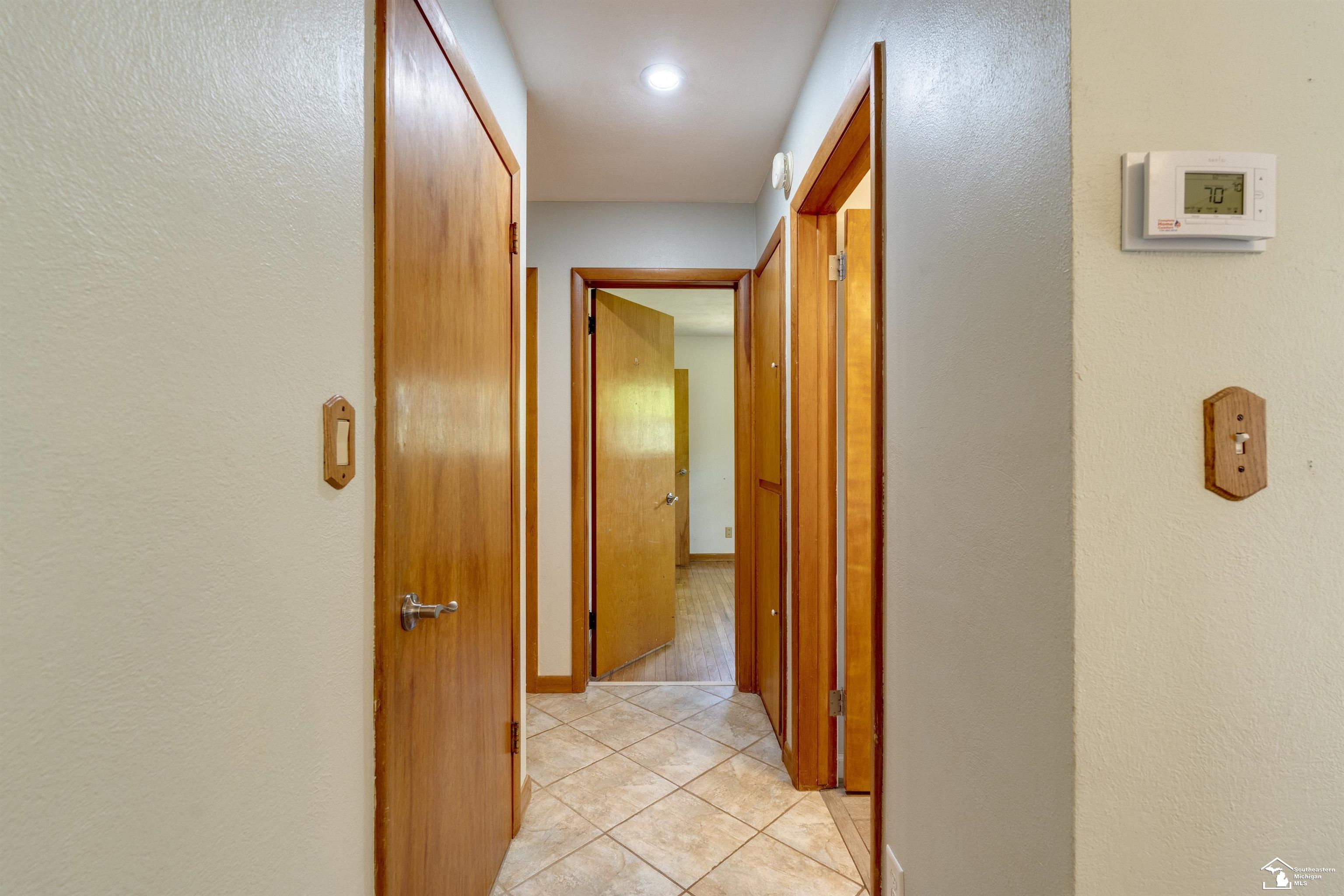 6716 Douglas Road Lambertville, MI 48144 - Photo 25 of 47 Gallery Image 25