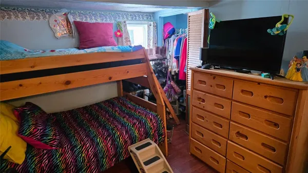 $574,999 | 283 Palmer Avenue, Warwick, RI 02889