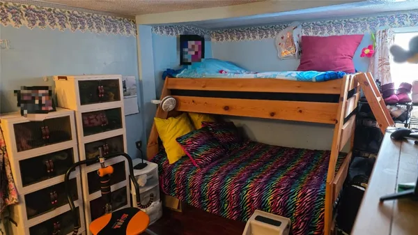 $574,999 | 283 Palmer Avenue, Warwick, RI 02889