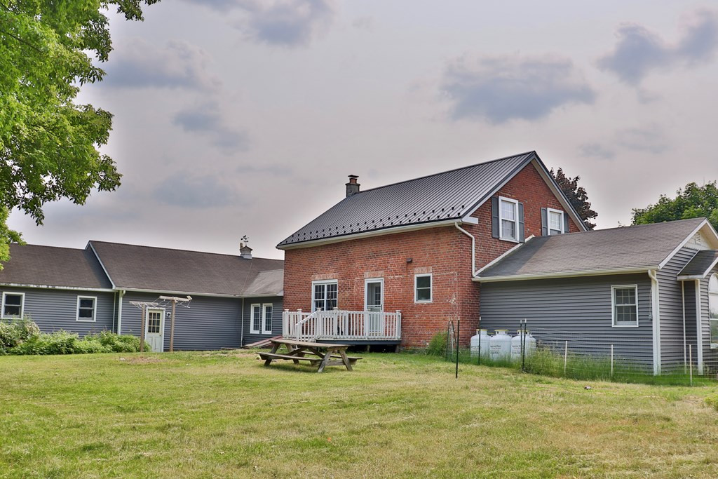 320 Thompson Road Mooers, NY 12958 - Photo 6 of 23 Gallery Image 6