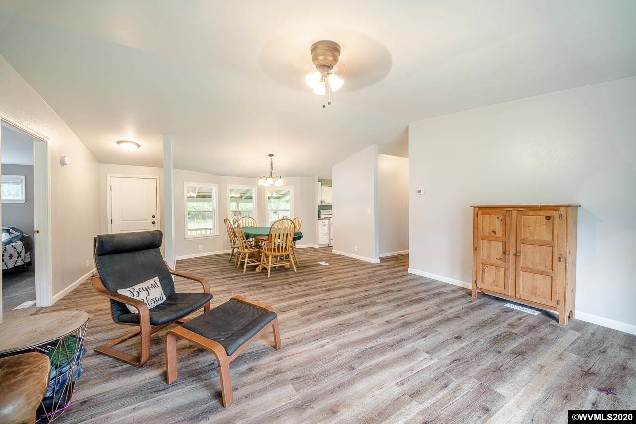 45915 River Loop Lyons, OR 97358 - Photo 12 of 41 Gallery Image 12