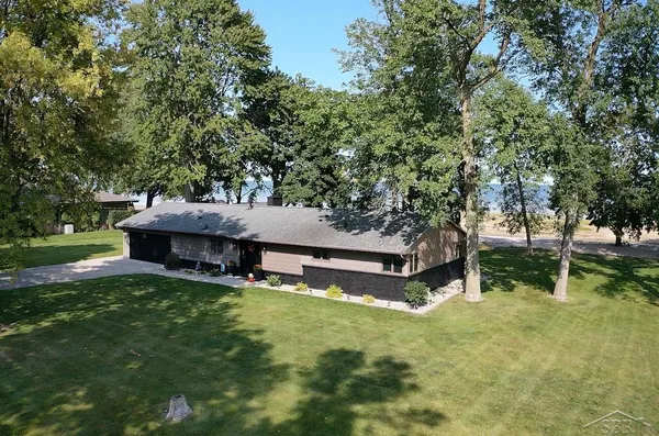 $759,900 | 44 North Linwood Beach Road, Linwood, MI 48634