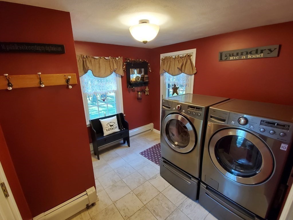 160 Prescott Road Northbridge, MA 01588 - Photo 13 of 36