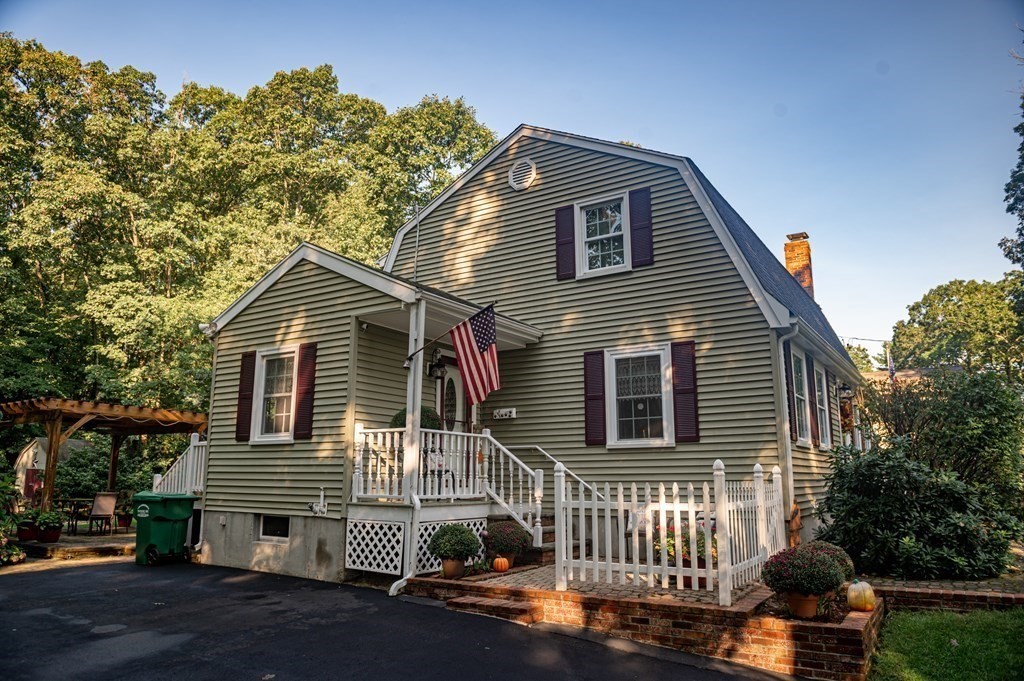 160 Prescott Road Northbridge, MA 01588 - Photo 2 of 36