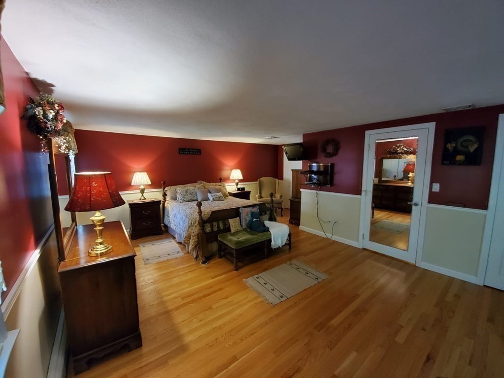 160 Prescott Road Northbridge, MA 01588 - Photo 29 of 36