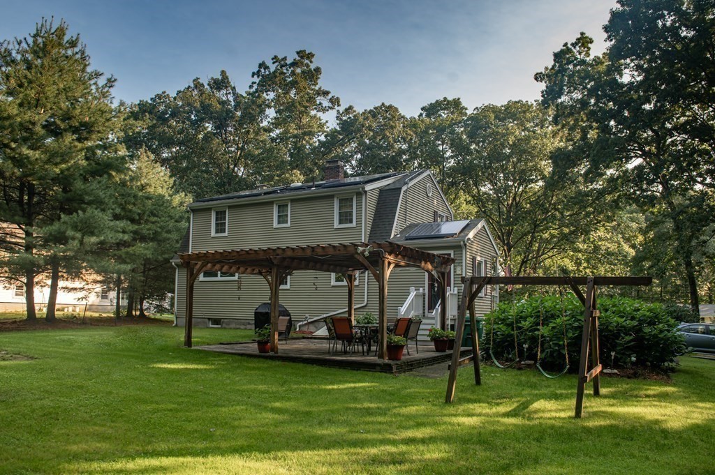 160 Prescott Road Northbridge, MA 01588 - Photo 5 of 36