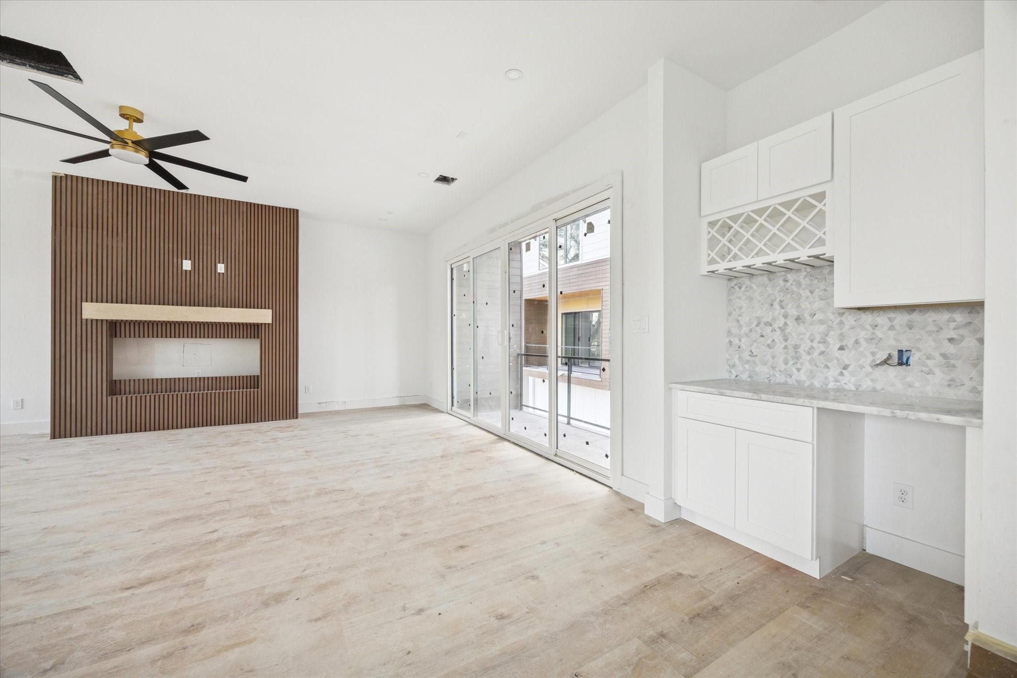 1032 West 17th Street, Unit A Houston, TX 77008 - Photo 5 of 21 a bathroom with a sink and a vanity