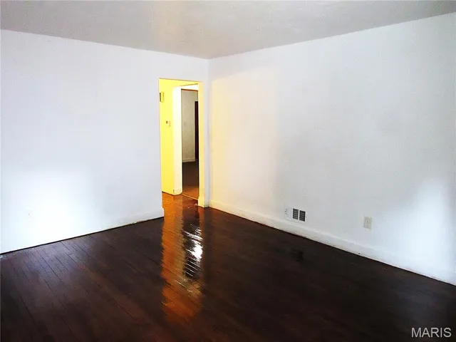 $105,000 | 1540 Highland Avenue, Alton, IL 62002