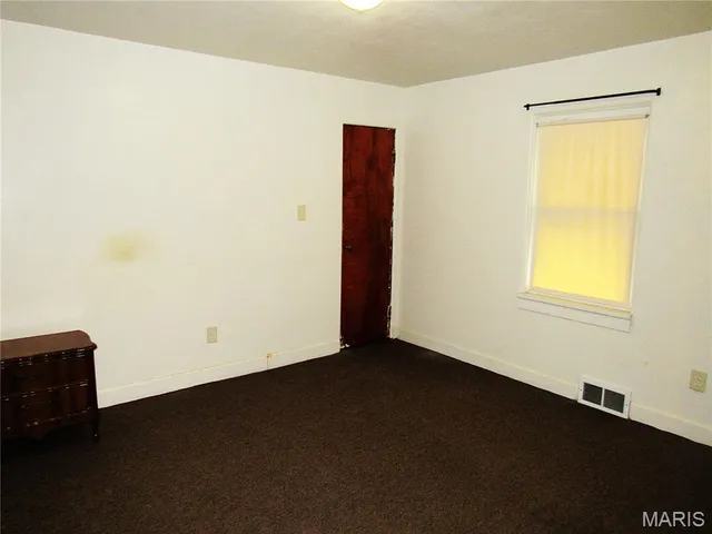 $105,000 | 1540 Highland Avenue, Alton, IL 62002