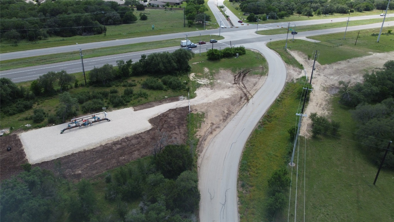 371-561 County Road 147 Georgetown, TX 78633 - Photo 8 of 9 a view of a lake with a park