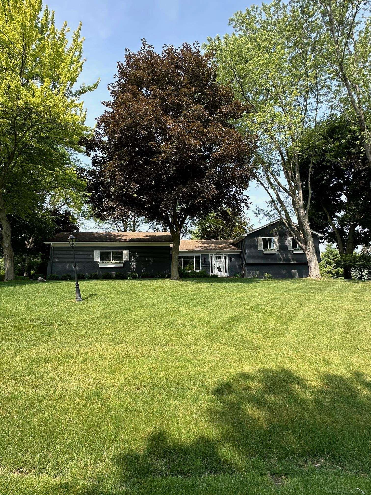 580 Longford Drive Rochester Hills, MI 48309 - Photo 2 of 31