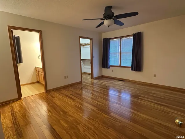 $349,900 | 613 33rd Avenue North, Clinton, IA 52732