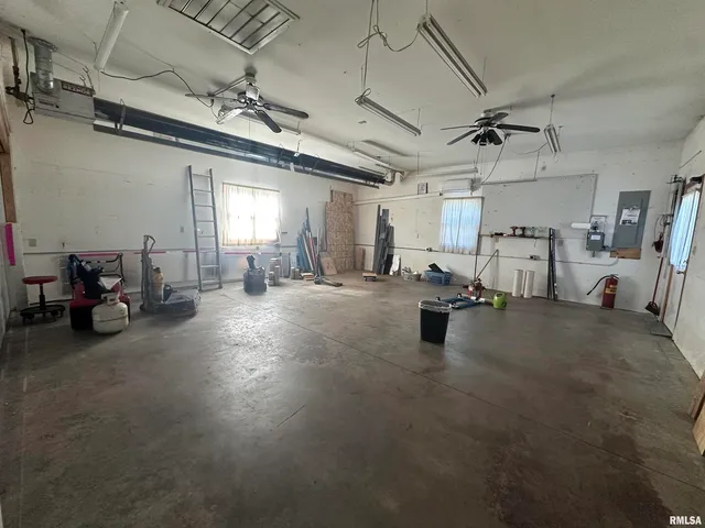 $349,900 | 613 33rd Avenue North, Clinton, IA 52732