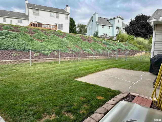 $349,900 | 613 33rd Avenue North, Clinton, IA 52732