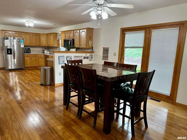 $349,900 | 613 33rd Avenue North, Clinton, IA 52732
