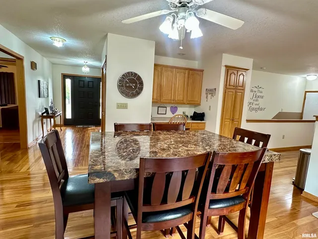 $349,900 | 613 33rd Avenue North, Clinton, IA 52732