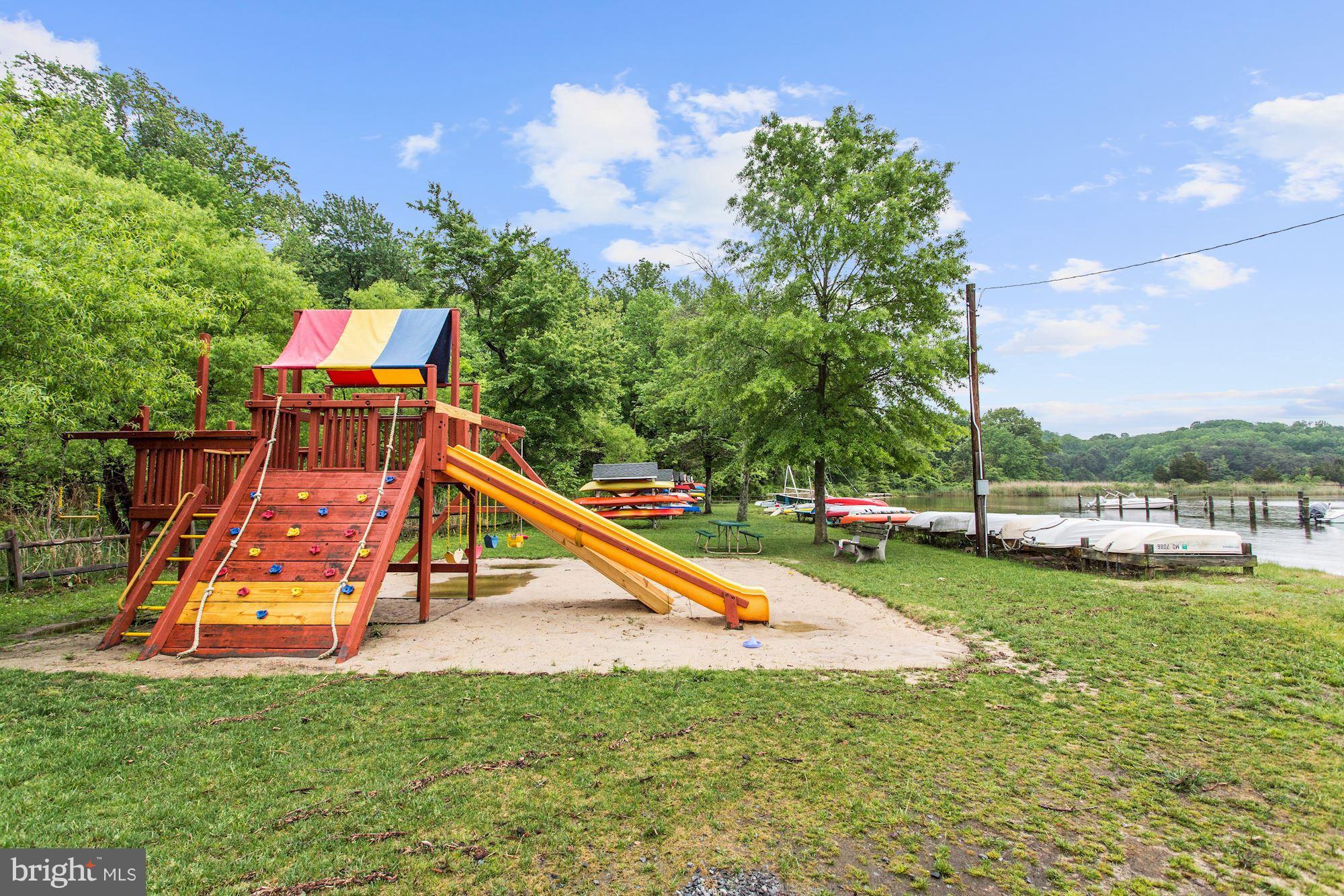 307 Old County Road Severna Park, MD 21146 - Photo 27 of 30 Community