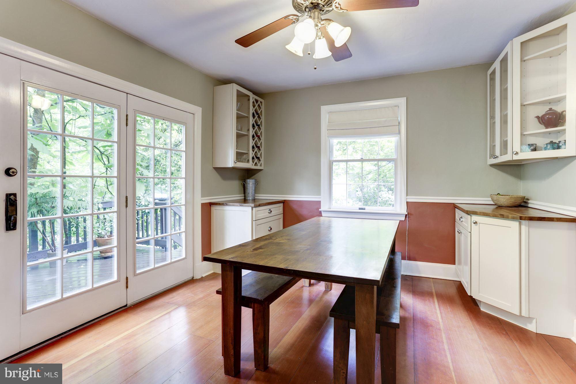 307 Old County Road Severna Park, MD 21146 - Photo 7 of 30 Dining Room w/Reclaimed Wood Counters