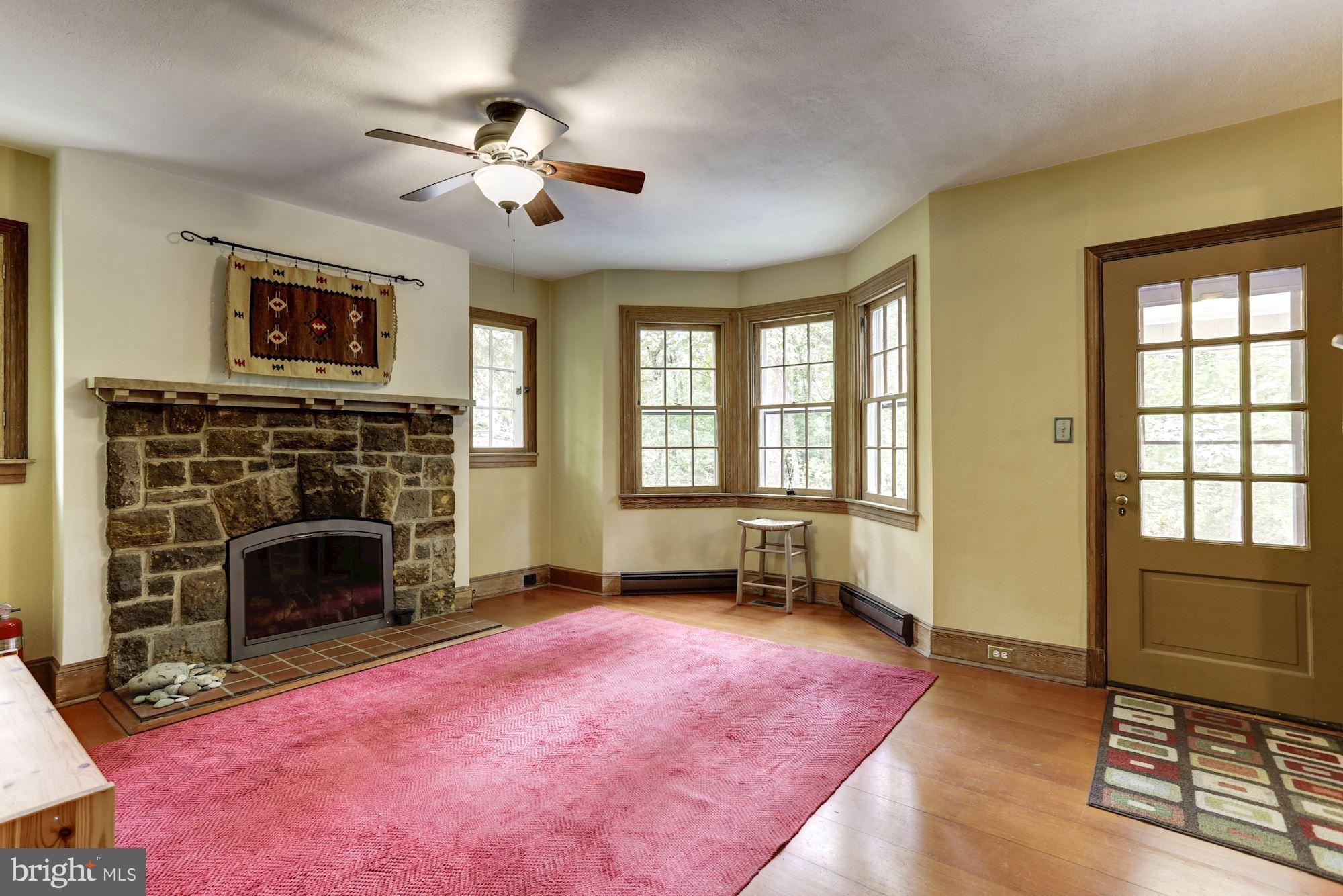 307 Old County Road Severna Park, MD 21146 - Photo 9 of 30 Family Room
