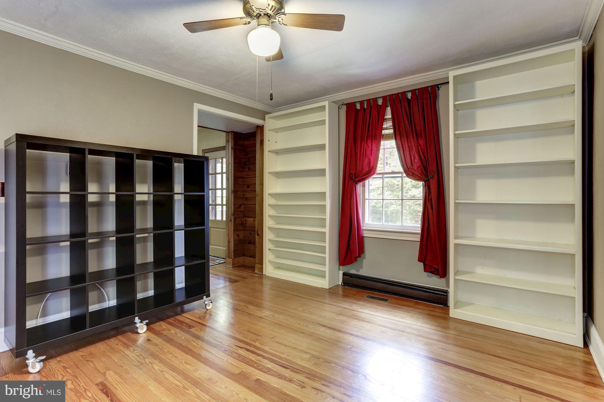 307 Old County Road Severna Park, MD 21146 - Photo 10 of 30 Family Room