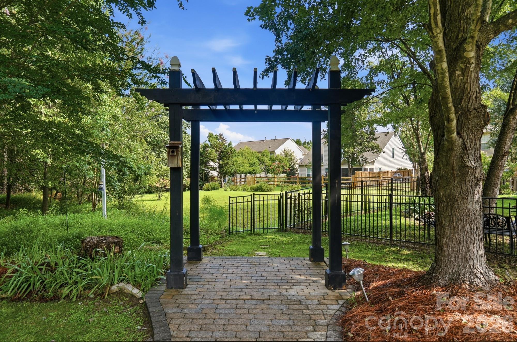 212 Chestnut Avenue Tega Cay, SC 29708 - Photo 31 of 33 Gallery Image 31