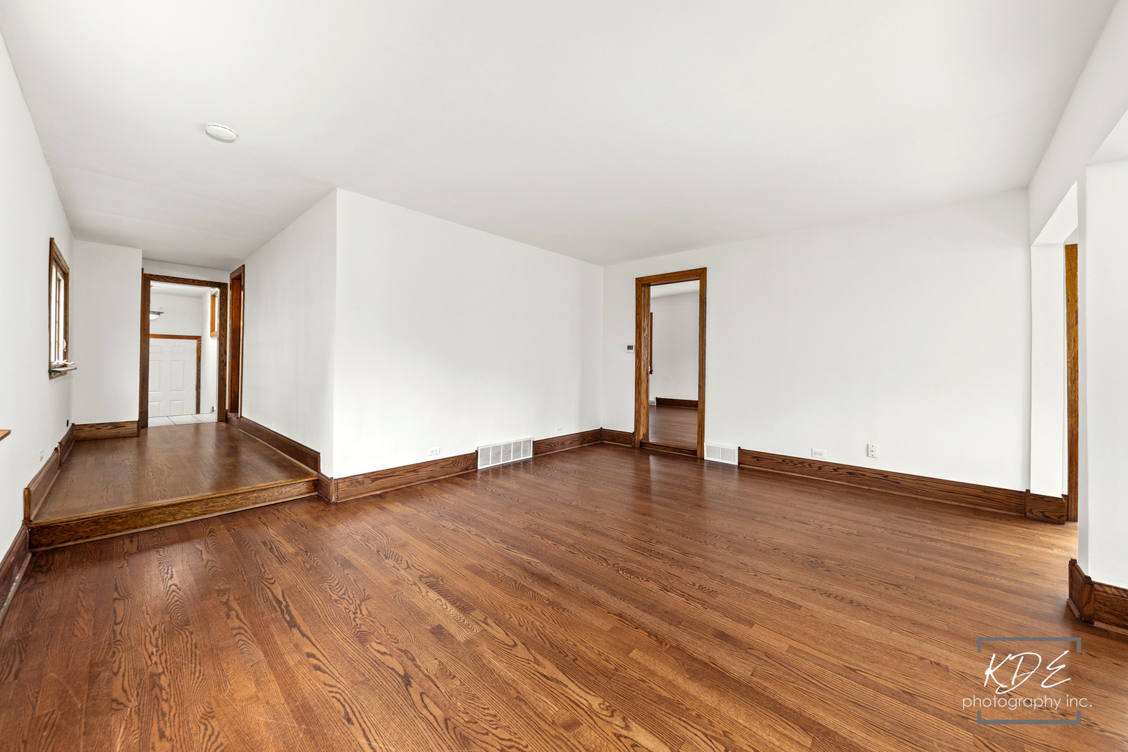 330 South Maple Street Itasca, IL 60143 - Photo 32 of 67 a view of empty room with wooden floor
