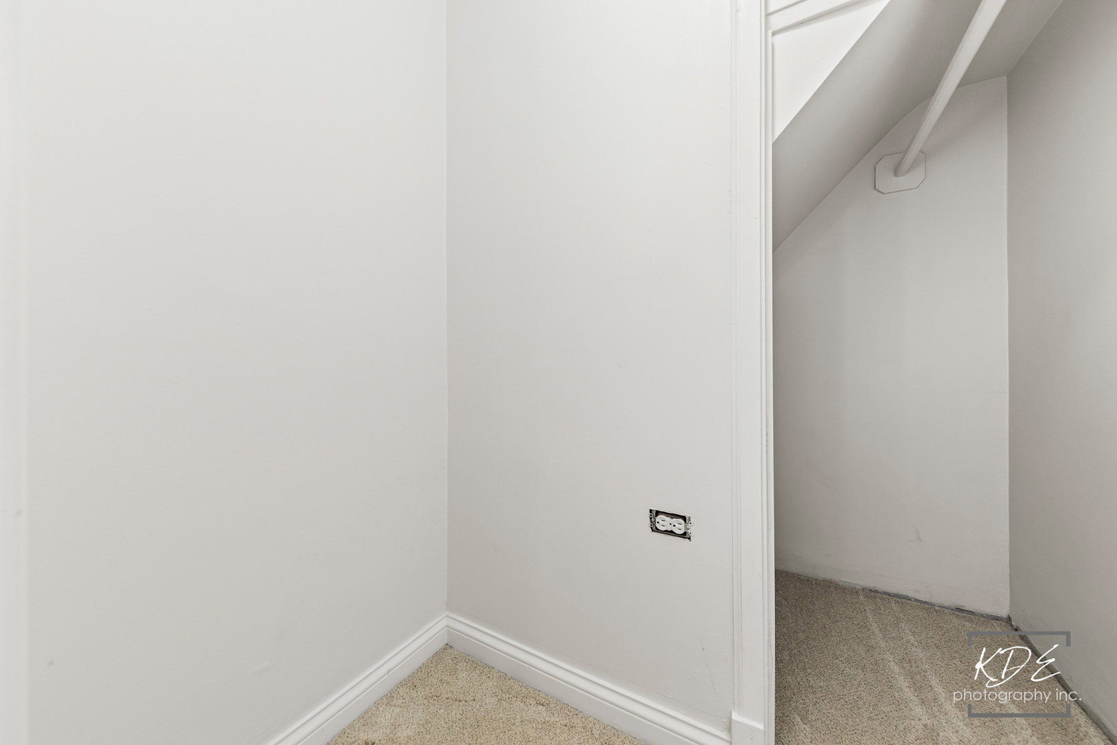 330 South Maple Street Itasca, IL 60143 - Photo 48 of 67 a view of a small space