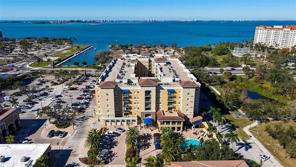 $2,900 | 1064 North Tamiami Trail, Unit 1320, Sarasota, FL 34236