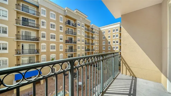 $2,900 | 1064 North Tamiami Trail, Unit 1320, Sarasota, FL 34236