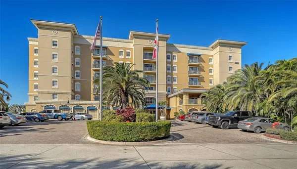 $2,900 | 1064 North Tamiami Trail, Unit 1320, Sarasota, FL 34236