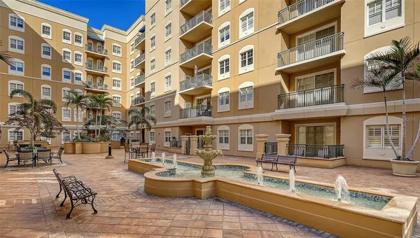 $2,900 | 1064 North Tamiami Trail, Unit 1320, Sarasota, FL 34236