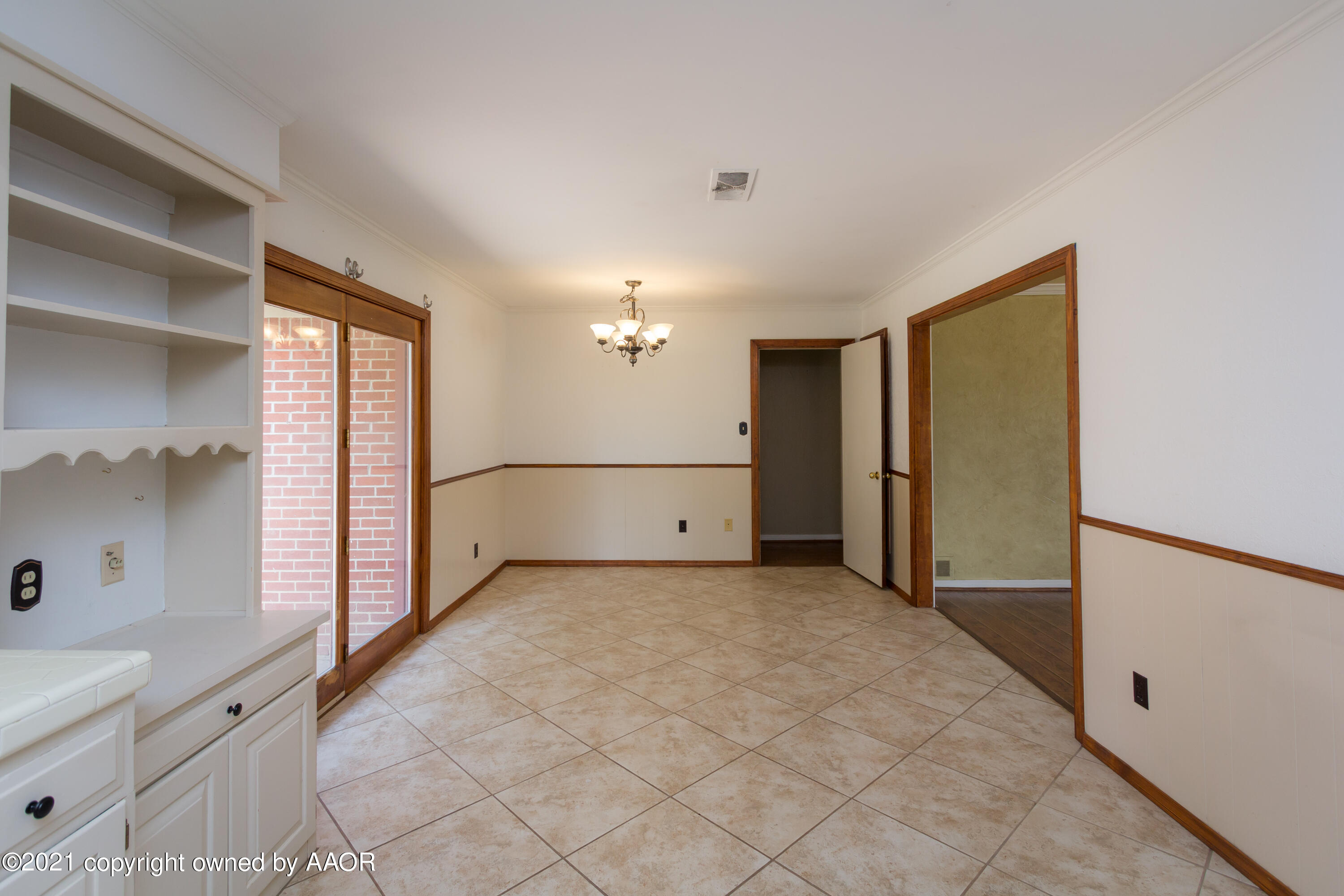 5502 Randolph Road Amarillo, TX 79106 - Photo 4 of 14 Dining