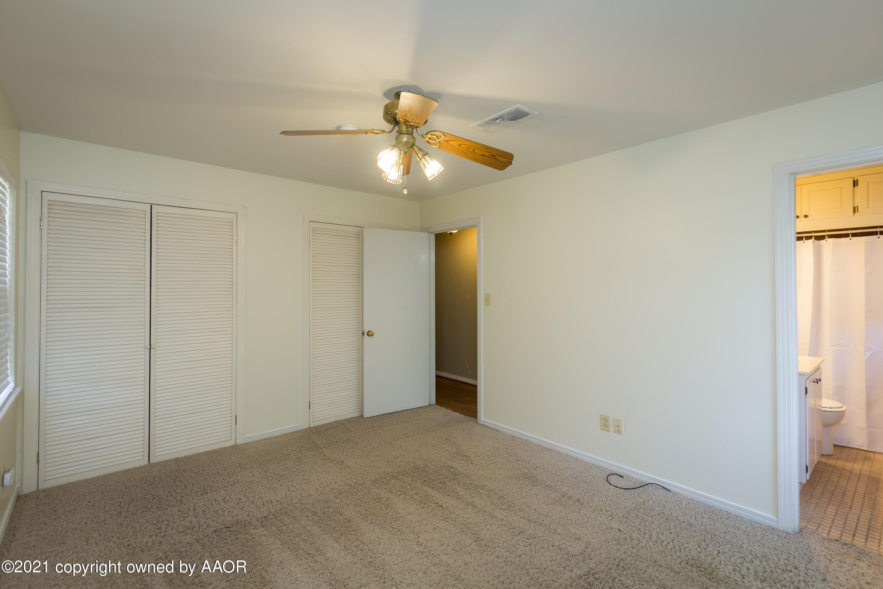 5502 Randolph Road Amarillo, TX 79106 - Photo 6 of 14 Master Bedroom