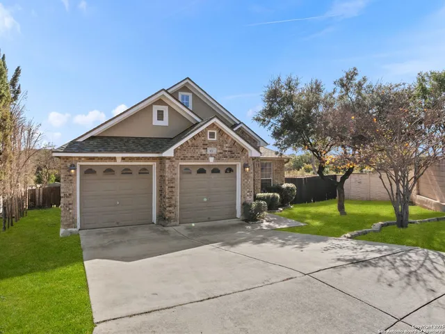 $2,300 | 102 Lindseys Cove, San Antonio, TX 78258