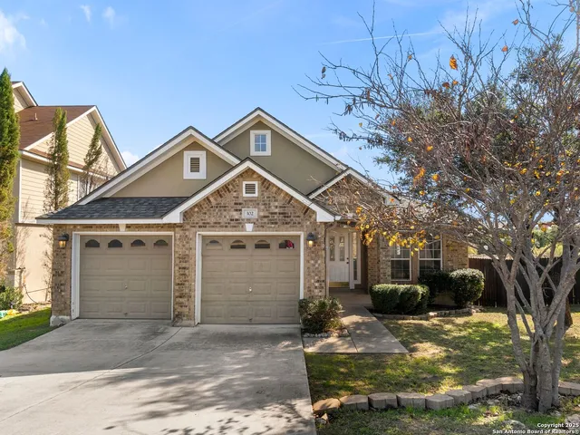 $2,300 | 102 Lindseys Cove, San Antonio, TX 78258