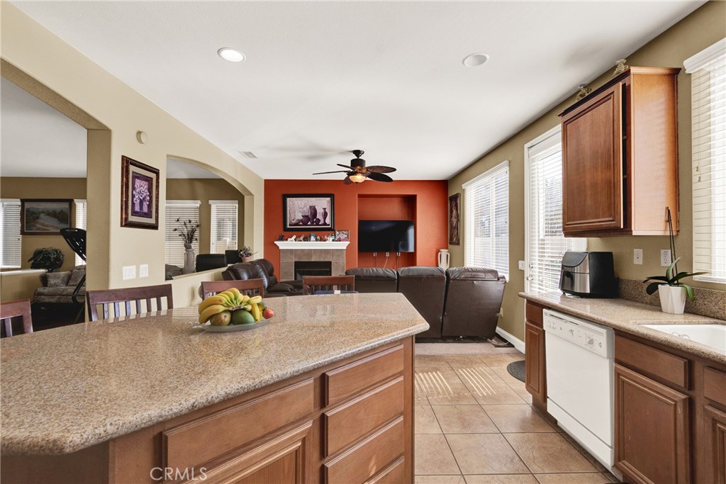 1645 Rigel Street Beaumont, CA 92223 - Photo 11 of 48