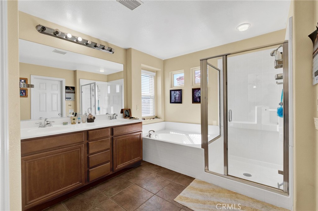 1645 Rigel Street Beaumont, CA 92223 - Photo 21 of 48 Primary bathroom