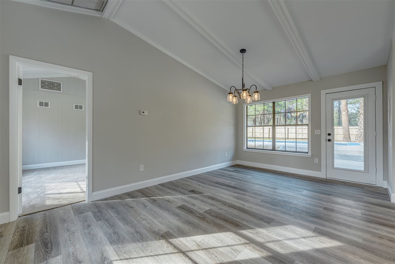 121 Whispering Winds Road Palatka, FL 32177 - Photo 10 of 45 Gallery Image 10