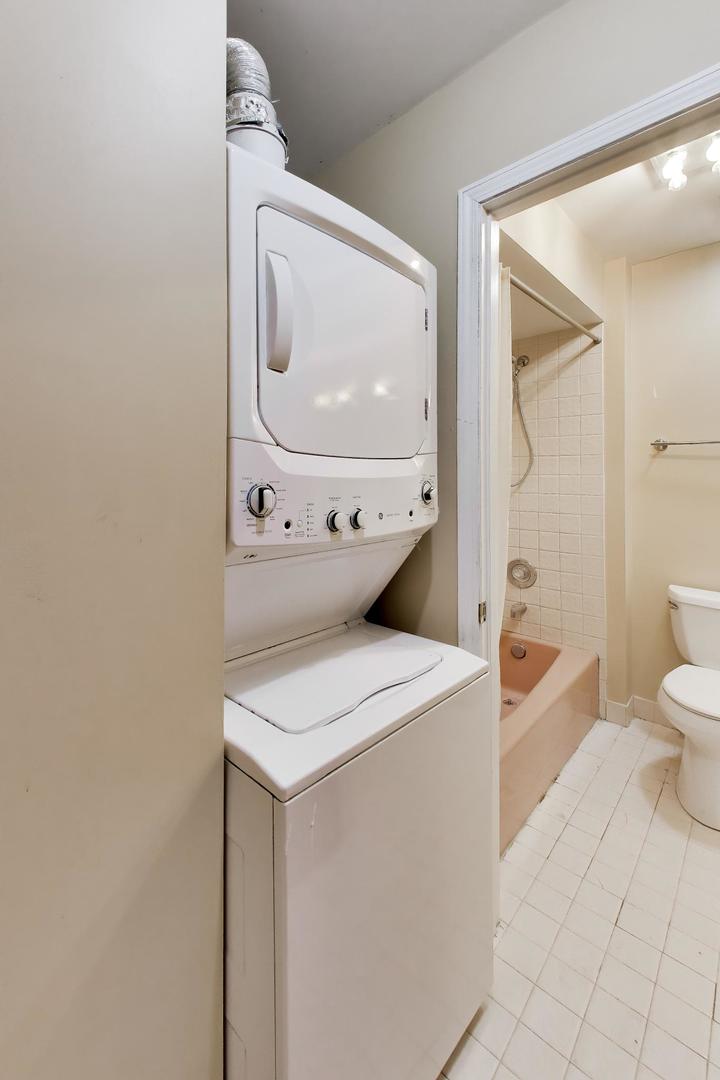 400 East Dundee Road, Unit 208 Buffalo Grove, IL 60089 - Photo 25 of 40 Gallery Image 25