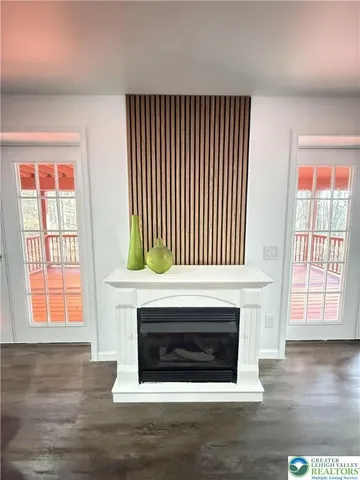 a bathroom with a toilet