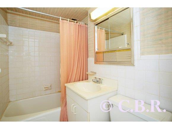 8901 Shore Road, Unit 9D Brooklyn, NY 11209 - Photo 8 of 11 Gallery Image 8