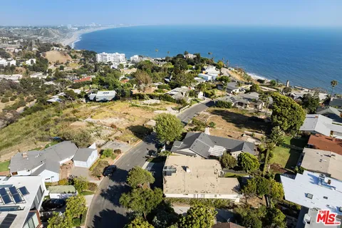 $2,250,000 | 259 Quadro Vecchio Drive, Pacific Palisades, CA 90272