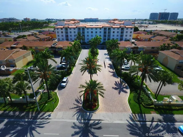 $2,000 | 4660 Northwest 79th Avenue, Unit 2C, Doral, FL 33166