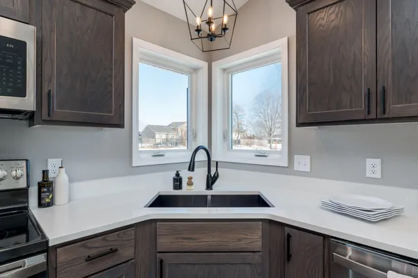 $525,000 | 108 Ella Court, Mankato, MN 56001