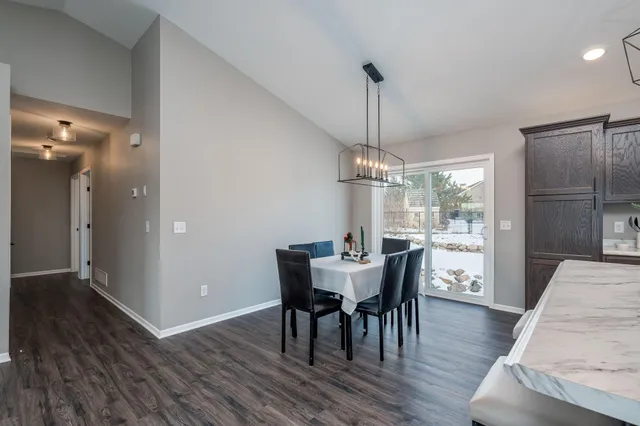 $525,000 | 108 Ella Court, Mankato, MN 56001