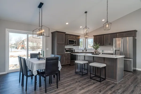 $525,000 | 108 Ella Court, Mankato, MN 56001